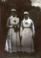 1915c CROIL & MITCHELL FAMILY ca 1900 - 1916 Chrissy M. Croil (m Vlasto) far left with fellow British VAD in WWl 01